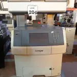 LOTE 204 - 01 IMPRESSORA MULTIFUNCIONAL LEXMARK X748TE COM AVARIAS. (NO ESTADO) ATENÇÃO! FAZER A VISITAÇÃO ANTES DE ARREMATAR, NÃO SABEMOS SE FUNCIONA. LEILÃO NÃO TEM GARANTIA E NEM DEVOLUÇÃO, SUJEITO A POSSÍVEIS AVARIAS VISÍVEIS/OCULTAS E/OU AUSÊNCIA DE COMPONENTES.