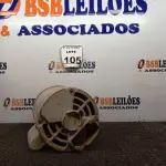 LOTE 105 - 01 MOTOR ELÉTRICO. (NO ESTADO) ATENÇÃO! FAZER A VISITAÇÃO ANTES DE ARREMATAR, NÃO SABEMOS SE FUNCIONA. LEILÃO NÃO TEM GARANTIA E NEM DEVOLUÇÃO, SUJEITO A POSSÍVEIS AVARIAS VISÍVEIS/OCULTAS E/OU AUSÊNCIA DE COMPONENTES.