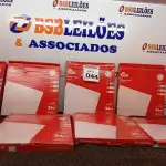 LOTE 044 - 01 LOTE COM DIVERSAS LUMINÁRIAS PAINEL DE LED. (NO ESTADO) ATENÇÃO! FAZER A VISITAÇÃO ANTES DE ARREMATAR, NÃO SABEMOS SE FUNCIONA. LEILÃO NÃO TEM GARANTIA E NEM DEVOLUÇÃO, SUJEITO A POSSÍVEIS AVARIAS VISÍVEIS/OCULTAS E/OU AUSÊNCIA DE COMPONENTES.
