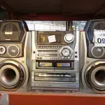 LOTE 096 - 01 MICRO SYSTEM AIWA NSXT99. (NO ESTADO) ATENÇÃO! FAZER A VISITAÇÃO ANTES DE ARREMATAR, NÃO SABEMOS SE FUNCIONA. LEILÃO NÃO TEM GARANTIA E NEM DEVOLUÇÃO, SUJEITO A POSSÍVEIS AVARIAS VISÍVEIS/OCULTAS E/OU AUSÊNCIA DE COMPONENTES.