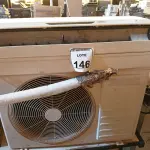LOTE 146 - 01 AR CONDICIONADO CARRIER 12000BTUS. (NO ESTADO) ATENÇÃO! FAZER A VISITAÇÃO ANTES DE ARREMATAR, NÃO SABEMOS SE FUNCIONA. LEILÃO NÃO TEM GARANTIA E NEM DEVOLUÇÃO, SUJEITO A POSSÍVEIS AVARIAS VISÍVEIS/OCULTAS E/OU AUSÊNCIA DE COMPONENTES.