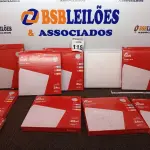 LOTE 115 - 01 LOTE COM DIVERSAS LUMINÁRIAS PAINEL DE LED. (NO ESTADO) ATENÇÃO! FAZER A VISITAÇÃO ANTES DE ARREMATAR, NÃO SABEMOS SE FUNCIONA. LEILÃO NÃO TEM GARANTIA E NEM DEVOLUÇÃO, SUJEITO A POSSÍVEIS AVARIAS VISÍVEIS/OCULTAS E/OU AUSÊNCIA DE COMPONENTES.