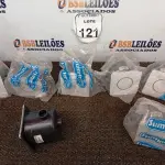 LOTE 121 - 08 CAIXAS DE PASSAGEM C/TAMPA DE INOX SEM PARAFUSO SUMMER. (NO ESTADO) ATENÇÃO! FAZER A VISITAÇÃO ANTES DE ARREMATAR, NÃO SABEMOS SE FUNCIONA. LEILÃO NÃO TEM GARANTIA E NEM DEVOLUÇÃO, SUJEITO A POSSÍVEIS AVARIAS VISÍVEIS/OCULTAS E/OU AUSÊNCIA DE COMPONENTES.