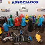 LOTE 008 - 01 LOTE COM LANTERNAS DIVERSAS. (NO ESTADO) ATENÇÃO! FAZER A VISITAÇÃO ANTES DE ARREMATAR, NÃO SABEMOS SE FUNCIONA. LEILÃO NÃO TEM GARANTIA E NEM DEVOLUÇÃO, SUJEITO A POSSÍVEIS AVARIAS VISÍVEIS/OCULTAS E/OU AUSÊNCIA DE COMPONENTES.