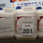 LOTE 351 - 04 GALÕES DE DESINFETANTES SANIT CHOLOR 5LITORS CADA. (NO ESTADO) ATENÇÃO! FAZER A VISITAÇÃO ANTES DE ARREMATAR, NÃO SABEMOS SE FUNCIONA. LEILÃO NÃO TEM GARANTIA E NEM DEVOLUÇÃO, SUJEITO A POSSÍVEIS AVARIAS VISÍVEIS/OCULTAS E/OU AUSÊNCIA DE COMPONENTES.