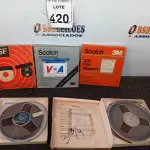 LOTE 420 - 05 FITAS DE ROLO P/ GRAVADOR. (NO ESTADO) ATENÇÃO! FAZER A VISITAÇÃO ANTES DE ARREMATAR, NÃO SABEMOS SE FUNCIONA. LEILÃO NÃO TEM GARANTIA E NEM DEVOLUÇÃO, SUJEITO A POSSÍVEIS AVARIAS VISÍVEIS/OCULTAS E/OU AUSÊNCIA DE COMPONENTES.