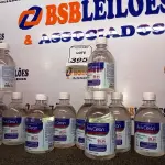 LOTE 395 - 12 POTES DE ÁLCOOL-GEL AVIV CLEAN DE 500ML CADA. (NO ESTADO) ATENÇÃO! FAZER A VISITAÇÃO ANTES DE ARREMATAR, NÃO SABEMOS SE FUNCIONA. LEILÃO NÃO TEM GARANTIA E NEM DEVOLUÇÃO, SUJEITO A POSSÍVEIS AVARIAS VISÍVEIS/OCULTAS E/OU AUSÊNCIA DE COMPONENTES.
