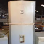 LOTE 487 - 01 GELADEIRA BRASTEMP. (NO ESTADO) ATENÇÃO! FAZER A VISITAÇÃO ANTES DE ARREMATAR, NÃO SABEMOS SE FUNCIONA. LEILÃO NÃO TEM GARANTIA E NEM DEVOLUÇÃO, SUJEITO A POSSÍVEIS AVARIAS VISÍVEIS/OCULTAS E/OU AUSÊNCIA DE COMPONENTES.