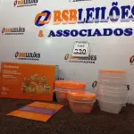 LOTE 330 - 01 CONJUNTO DE POTES DE PLÁSTICO C/ 12 UNIDADES (NOVO). (NO ESTADO) ATENÇÃO! FAZER A VISITAÇÃO ANTES DE ARREMATAR, NÃO SABEMOS SE FUNCIONA. LEILÃO NÃO TEM GARANTIA E NEM DEVOLUÇÃO, SUJEITO A POSSÍVEIS AVARIAS VISÍVEIS/OCULTAS E/OU AUSÊNCIA DE COMPONENTES.