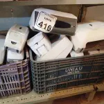 LOTE 416 - 01 LOTE C/ DIVERSOS DISPENSERS. (NO ESTADO) ATENÇÃO! FAZER A VISITAÇÃO ANTES DE ARREMATAR, NÃO SABEMOS SE FUNCIONA. LEILÃO NÃO TEM GARANTIA E NEM DEVOLUÇÃO, SUJEITO A POSSÍVEIS AVARIAS VISÍVEIS/OCULTAS E/OU AUSÊNCIA DE COMPONENTES.
