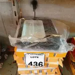 LOTE 436 - 10 LUMINÁRIAS ECONOMAX DE SOBREPOR LED. (NO ESTADO) ATENÇÃO! FAZER A VISITAÇÃO ANTES DE ARREMATAR, NÃO SABEMOS SE FUNCIONA. LEILÃO NÃO TEM GARANTIA E NEM DEVOLUÇÃO, SUJEITO A POSSÍVEIS AVARIAS VISÍVEIS/OCULTAS E/OU AUSÊNCIA DE COMPONENTES.