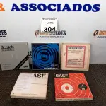 LOTE 304 - 05 FITAS DE ROLO P/ GRAVADOR. (NO ESTADO) ATENÇÃO! FAZER A VISITAÇÃO ANTES DE ARREMATAR, NÃO SABEMOS SE FUNCIONA. LEILÃO NÃO TEM GARANTIA E NEM DEVOLUÇÃO, SUJEITO A POSSÍVEIS AVARIAS VISÍVEIS/OCULTAS E/OU AUSÊNCIA DE COMPONENTES.