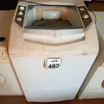 LOTE 482 - 01 MÁQUINA DE LAVAR ROUPAS BRASTEMP. (NO ESTADO) ATENÇÃO! FAZER A VISITAÇÃO ANTES DE ARREMATAR, NÃO SABEMOS SE FUNCIONA. LEILÃO NÃO TEM GARANTIA E NEM DEVOLUÇÃO, SUJEITO A POSSÍVEIS AVARIAS VISÍVEIS/OCULTAS E/OU AUSÊNCIA DE COMPONENTES.