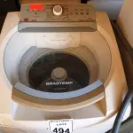 LOTE 494 - 01 MÁQUINA DE LAVAR ROUPAS BRASTEMP. (NO ESTADO) ATENÇÃO! FAZER A VISITAÇÃO ANTES DE ARREMATAR, NÃO SABEMOS SE FUNCIONA. LEILÃO NÃO TEM GARANTIA E NEM DEVOLUÇÃO, SUJEITO A POSSÍVEIS AVARIAS VISÍVEIS/OCULTAS E/OU AUSÊNCIA DE COMPONENTES.