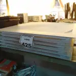 LOTE 425 - 06 PAINÉIS DE LED. (NO ESTADO) ATENÇÃO! FAZER A VISITAÇÃO ANTES DE ARREMATAR, NÃO SABEMOS SE FUNCIONA. LEILÃO NÃO TEM GARANTIA E NEM DEVOLUÇÃO, SUJEITO A POSSÍVEIS AVARIAS VISÍVEIS/OCULTAS E/OU AUSÊNCIA DE COMPONENTES.