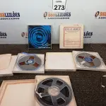 LOTE 273 - 05 FITAS DE ROLO P/ GRAVADOR. (NO ESTADO) ATENÇÃO! FAZER A VISITAÇÃO ANTES DE ARREMATAR, NÃO SABEMOS SE FUNCIONA. LEILÃO NÃO TEM GARANTIA E NEM DEVOLUÇÃO, SUJEITO A POSSÍVEIS AVARIAS VISÍVEIS/OCULTAS E/OU AUSÊNCIA DE COMPONENTES.