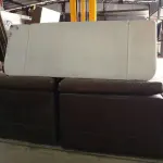 LOTE 528 - 02 SOFÁS DE 02 LUGARES. (NO ESTADO) ATENÇÃO! FAZER A VISITAÇÃO ANTES DE ARREMATAR, NÃO SABEMOS SE FUNCIONA. LEILÃO NÃO TEM GARANTIA E NEM DEVOLUÇÃO, SUJEITO A POSSÍVEIS AVARIAS VISÍVEIS/OCULTAS E/OU AUSÊNCIA DE COMPONENTES.