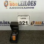 LOTE 321 - 01 RELÓGIO DE PULSO. (NO ESTADO) ATENÇÃO! FAZER A VISITAÇÃO ANTES DE ARREMATAR, NÃO SABEMOS SE FUNCIONA. LEILÃO NÃO TEM GARANTIA E NEM DEVOLUÇÃO, SUJEITO A POSSÍVEIS AVARIAS VISÍVEIS/OCULTAS E/OU AUSÊNCIA DE COMPONENTES.