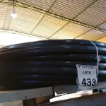 LOTE 433 - 01 ROLO DE MANGUEIRA TUBO IRRIGAÇÃO 1 X 2,0 AZUL INDEX. (NO ESTADO) ATENÇÃO! FAZER A VISITAÇÃO ANTES DE ARREMATAR, NÃO SABEMOS SE FUNCIONA. LEILÃO NÃO TEM GARANTIA E NEM DEVOLUÇÃO, SUJEITO A POSSÍVEIS AVARIAS VISÍVEIS/OCULTAS E/OU AUSÊNCIA DE COMPONENTES.