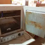 LOTE 466 - 01 ESTUFA P/ ESTERILIZAÇÃO E SECAGEM. (NO ESTADO) ATENÇÃO! FAZER A VISITAÇÃO ANTES DE ARREMATAR, NÃO SABEMOS SE FUNCIONA. LEILÃO NÃO TEM GARANTIA E NEM DEVOLUÇÃO, SUJEITO A POSSÍVEIS AVARIAS VISÍVEIS/OCULTAS E/OU AUSÊNCIA DE COMPONENTES.