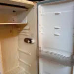 LOTE 519 - 01 GELADEIRA CONSUL. (NO ESTADO) ATENÇÃO! FAZER A VISITAÇÃO ANTES DE ARREMATAR, NÃO SABEMOS SE FUNCIONA. LEILÃO NÃO TEM GARANTIA E NEM DEVOLUÇÃO, SUJEITO A POSSÍVEIS AVARIAS VISÍVEIS/OCULTAS E/OU AUSÊNCIA DE COMPONENTES.