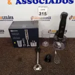 LOTE 315 - 01 MIXER ELECTROLUX EM INOX COR CINZA 110V. (NOVO). (NO ESTADO) ATENÇÃO! FAZER A VISITAÇÃO ANTES DE ARREMATAR, NÃO SABEMOS SE FUNCIONA. LEILÃO NÃO TEM GARANTIA E NEM DEVOLUÇÃO, SUJEITO A POSSÍVEIS AVARIAS VISÍVEIS/OCULTAS E/OU AUSÊNCIA DE COMPONENTES.