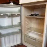 LOTE 487 - 01 GELADEIRA BRASTEMP. (NO ESTADO) ATENÇÃO! FAZER A VISITAÇÃO ANTES DE ARREMATAR, NÃO SABEMOS SE FUNCIONA. LEILÃO NÃO TEM GARANTIA E NEM DEVOLUÇÃO, SUJEITO A POSSÍVEIS AVARIAS VISÍVEIS/OCULTAS E/OU AUSÊNCIA DE COMPONENTES.