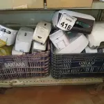 LOTE 416 - 01 LOTE C/ DIVERSOS DISPENSERS. (NO ESTADO) ATENÇÃO! FAZER A VISITAÇÃO ANTES DE ARREMATAR, NÃO SABEMOS SE FUNCIONA. LEILÃO NÃO TEM GARANTIA E NEM DEVOLUÇÃO, SUJEITO A POSSÍVEIS AVARIAS VISÍVEIS/OCULTAS E/OU AUSÊNCIA DE COMPONENTES.
