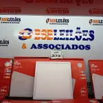 LOTE 372 - 09 LUMINÁRIAS DE LED PAINEL SLIM KIAN 18W 100-240V.  (NO ESTADO) ATENÇÃO! FAZER A VISITAÇÃO ANTES DE ARREMATAR, NÃO SABEMOS SE FUNCIONA. LEILÃO NÃO TEM GARANTIA E NEM DEVOLUÇÃO, SUJEITO A POSSÍVEIS AVARIAS VISÍVEIS/OCULTAS E/OU AUSÊNCIA DE COMPONENTES.