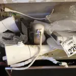 LOTE 226 - 01 CONTROLADOR DE TEMPERATURA E DIVERSOS CHUVEIROS MARCAS E MODELOS DIVERSOS. (NO ESTADO) ATENÇÃO! FAZER A VISITAÇÃO ANTES DE ARREMATAR, NÃO SABEMOS SE FUNCIONA. LEILÃO NÃO TEM GARANTIA E NEM DEVOLUÇÃO, SUJEITO A POSSÍVEIS AVARIAS VISÍVEIS/OCULTAS E/OU AUSÊNCIA DE COMPONENTES.