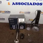 LOTE 303 - 01 MIXER ELECTROLUX EM INOX COR CINZA 110V. (NOVO). (NO ESTADO) ATENÇÃO! FAZER A VISITAÇÃO ANTES DE ARREMATAR, NÃO SABEMOS SE FUNCIONA. LEILÃO NÃO TEM GARANTIA E NEM DEVOLUÇÃO, SUJEITO A POSSÍVEIS AVARIAS VISÍVEIS/OCULTAS E/OU AUSÊNCIA DE COMPONENTES.