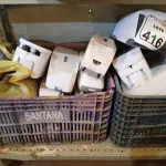 LOTE 416 - 01 LOTE C/ DIVERSOS DISPENSERS. (NO ESTADO) ATENÇÃO! FAZER A VISITAÇÃO ANTES DE ARREMATAR, NÃO SABEMOS SE FUNCIONA. LEILÃO NÃO TEM GARANTIA E NEM DEVOLUÇÃO, SUJEITO A POSSÍVEIS AVARIAS VISÍVEIS/OCULTAS E/OU AUSÊNCIA DE COMPONENTES.