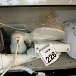 LOTE 226 - 01 CONTROLADOR DE TEMPERATURA E DIVERSOS CHUVEIROS MARCAS E MODELOS DIVERSOS. (NO ESTADO) ATENÇÃO! FAZER A VISITAÇÃO ANTES DE ARREMATAR, NÃO SABEMOS SE FUNCIONA. LEILÃO NÃO TEM GARANTIA E NEM DEVOLUÇÃO, SUJEITO A POSSÍVEIS AVARIAS VISÍVEIS/OCULTAS E/OU AUSÊNCIA DE COMPONENTES.