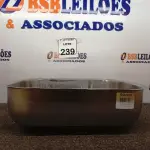 LOTE 239 - 01 CUBA EM AÇO INOX 400X340X140MM. (NO ESTADO) ATENÇÃO! FAZER A VISITAÇÃO ANTES DE ARREMATAR, NÃO SABEMOS SE FUNCIONA. LEILÃO NÃO TEM GARANTIA E NEM DEVOLUÇÃO, SUJEITO A POSSÍVEIS AVARIAS VISÍVEIS/OCULTAS E/OU AUSÊNCIA DE COMPONENTES.