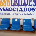 LOTE 492 - 01 LONGARINA. (NO ESTADO) ATENÇÃO! FAZER A VISITAÇÃO ANTES DE ARREMATAR, NÃO SABEMOS SE FUNCIONA. LEILÃO NÃO TEM GARANTIA E NEM DEVOLUÇÃO, SUJEITO A POSSÍVEIS AVARIAS VISÍVEIS/OCULTAS E/OU AUSÊNCIA DE COMPONENTES.