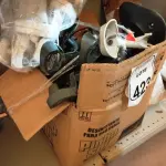 LOTE 423 - 01 LOTE C/ DIVERSOS SUPORTES DE LEITORES DE CÓDIGO DE BARRAS. (NO ESTADO) ATENÇÃO! FAZER A VISITAÇÃO ANTES DE ARREMATAR, NÃO SABEMOS SE FUNCIONA. LEILÃO NÃO TEM GARANTIA E NEM DEVOLUÇÃO, SUJEITO A POSSÍVEIS AVARIAS VISÍVEIS/OCULTAS E/OU AUSÊNCIA DE COMPONENTES.