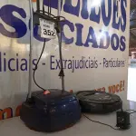 LOTE 352 - 01 ENCERADEIRA ELECTROLUX E 01 ASPIRADOR ROBÔ VILEDA. (NO ESTADO) ATENÇÃO! FAZER A VISITAÇÃO ANTES DE ARREMATAR, NÃO SABEMOS SE FUNCIONA. LEILÃO NÃO TEM GARANTIA E NEM DEVOLUÇÃO, SUJEITO A POSSÍVEIS AVARIAS VISÍVEIS/OCULTAS E/OU AUSÊNCIA DE COMPONENTES.