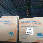 LOTE 444 - 02 CAIXAS DE LUZ OCTOGONAL. (NO ESTADO) ATENÇÃO! FAZER A VISITAÇÃO ANTES DE ARREMATAR, NÃO SABEMOS SE FUNCIONA. LEILÃO NÃO TEM GARANTIA E NEM DEVOLUÇÃO, SUJEITO A POSSÍVEIS AVARIAS VISÍVEIS/OCULTAS E/OU AUSÊNCIA DE COMPONENTES.