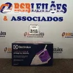LOTE 318 - 01 FERRO A VAPOR DE PASSAR ROUPAS ELECTROLUX COR BRANCA C/ ROXO (NOVO). (NO ESTADO) ATENÇÃO! FAZER A VISITAÇÃO ANTES DE ARREMATAR, NÃO SABEMOS SE FUNCIONA. LEILÃO NÃO TEM GARANTIA E NEM DEVOLUÇÃO, SUJEITO A POSSÍVEIS AVARIAS VISÍVEIS/OCULTAS E/OU AUSÊNCIA DE COMPONENTES.