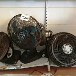 LOTE 138 - 01 LOTE C DIVERSOS VENTILADORES MARCAS E MODELOS DIVERSOS. (NO ESTADO) ATENÇÃO! FAZER A VISITAÇÃO ANTES DE ARREMATAR, NÃO SABEMOS SE FUNCIONA. LEILÃO NÃO TEM GARANTIA E NEM DEVOLUÇÃO, SUJEITO A POSSÍVEIS AVARIAS VISÍVEIS/OCULTAS E/OU AUSÊNCIA DE COMPONENTES.