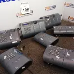LOTE 106 - 07 RELÓGIOS DE PONTO MARCAS E MODELOS DIVERSOS. (NO ESTADO) ATENÇÃO! FAZER A VISITAÇÃO ANTES DE ARREMATAR, NÃO SABEMOS SE FUNCIONA. LEILÃO NÃO TEM GARANTIA E NEM DEVOLUÇÃO, SUJEITO A POSSÍVEIS AVARIAS VISÍVEIS/OCULTAS E/OU AUSÊNCIA DE COMPONENTES.