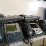 LOTE 091 - 08 APARELHOS TELEFÔNICOS MARCAS E MODELOS DIVERSOS. (NO ESTADO) ATENÇÃO! FAZER A VISITAÇÃO ANTES DE ARREMATAR, NÃO SABEMOS SE FUNCIONA. LEILÃO NÃO TEM GARANTIA E NEM DEVOLUÇÃO, SUJEITO A POSSÍVEIS AVARIAS VISÍVEIS/OCULTAS E/OU AUSÊNCIA DE COMPONENTES.