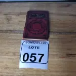 LOTE 057 - 01 LIVRO THE TEMPEST SHAKESPERE (NO ESTADO)