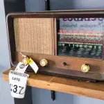 LOTE 037 - 01 RÁDIO MADEIRA ANTIGO. (NO ESTADO)
