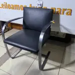 LOTE 048 - 01 CADEIRA LE CORBUSIER. (NO ESTADO)