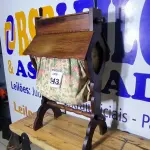 LOTE 043 - 01 MÓVEL DE COSTURA 1930. (NO ESTADO)