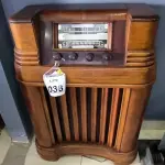 LOTE 036 - 01 RÁDIO BRADCAST. (NO ESTADO)