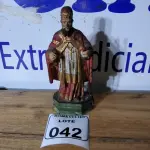 LOTE 042 - 01 IMAGEM DE SANTO SÉCULO XIX MADEIRA. (NO ESTADO)