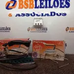 LOTE 111 - 02 FERROS DE PASSAR ROUPAS A GÁS. (NO ESTADO) ATENÇÃO! FAZER A VISITAÇÃO ANTES DE ARREMATAR, NÃO SABEMOS SE FUNCIONA. LEILÃO NÃO TEM GARANTIA E NEM DEVOLUÇÃO, SUJEITO A POSSÍVEIS AVARIAS VISÍVEIS/OCULTAS E/OU AUSÊNCIA DE COMPONENTES.