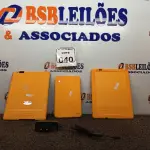 LOTE 040 - 03 TABLETS MARCA POSITIVO. (NO ESTADO) ATENÇÃO! FAZER A VISITAÇÃO ANTES DE ARREMATAR, NÃO SABEMOS SE FUNCIONA. LEILÃO NÃO TEM GARANTIA E NEM DEVOLUÇÃO, SUJEITO A POSSÍVEIS AVARIAS VISÍVEIS/OCULTAS E/OU AUSÊNCIA DE COMPONENTES.
